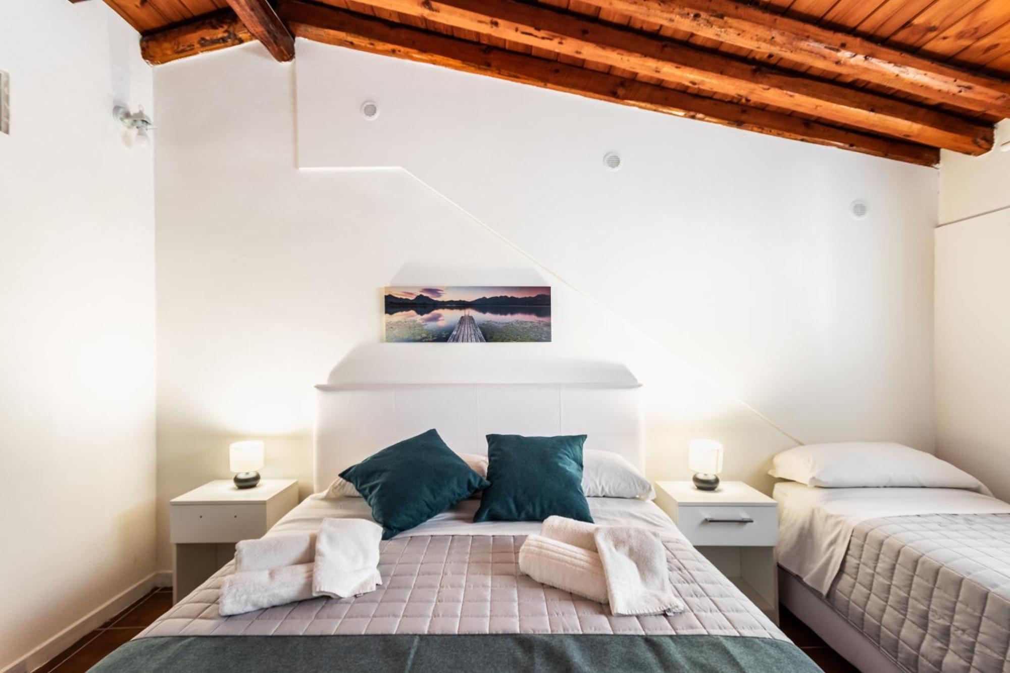 Fronte Mare Apartments & City Views Сиракуза Екстериор снимка