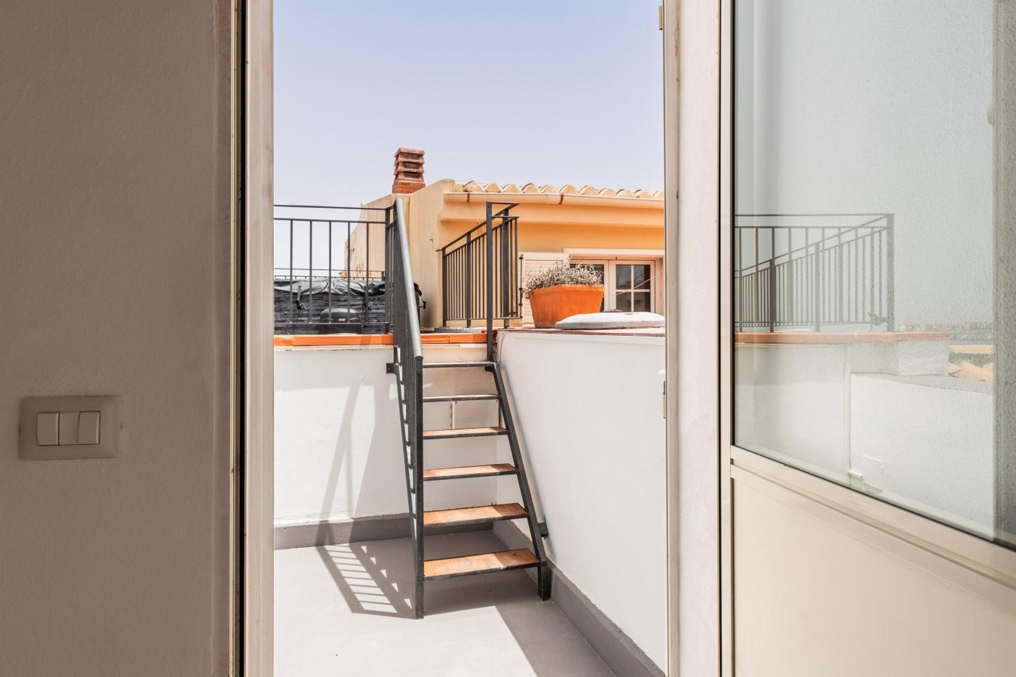 Fronte Mare Apartments & City Views Сиракуза Екстериор снимка