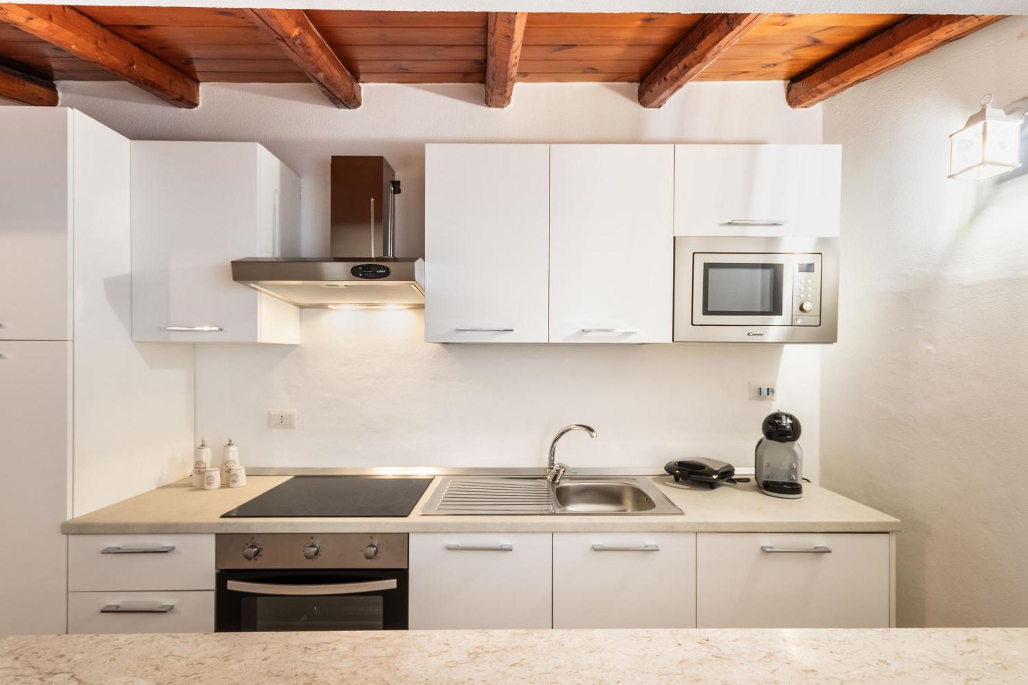 Fronte Mare Apartments & City Views Сиракуза Екстериор снимка
