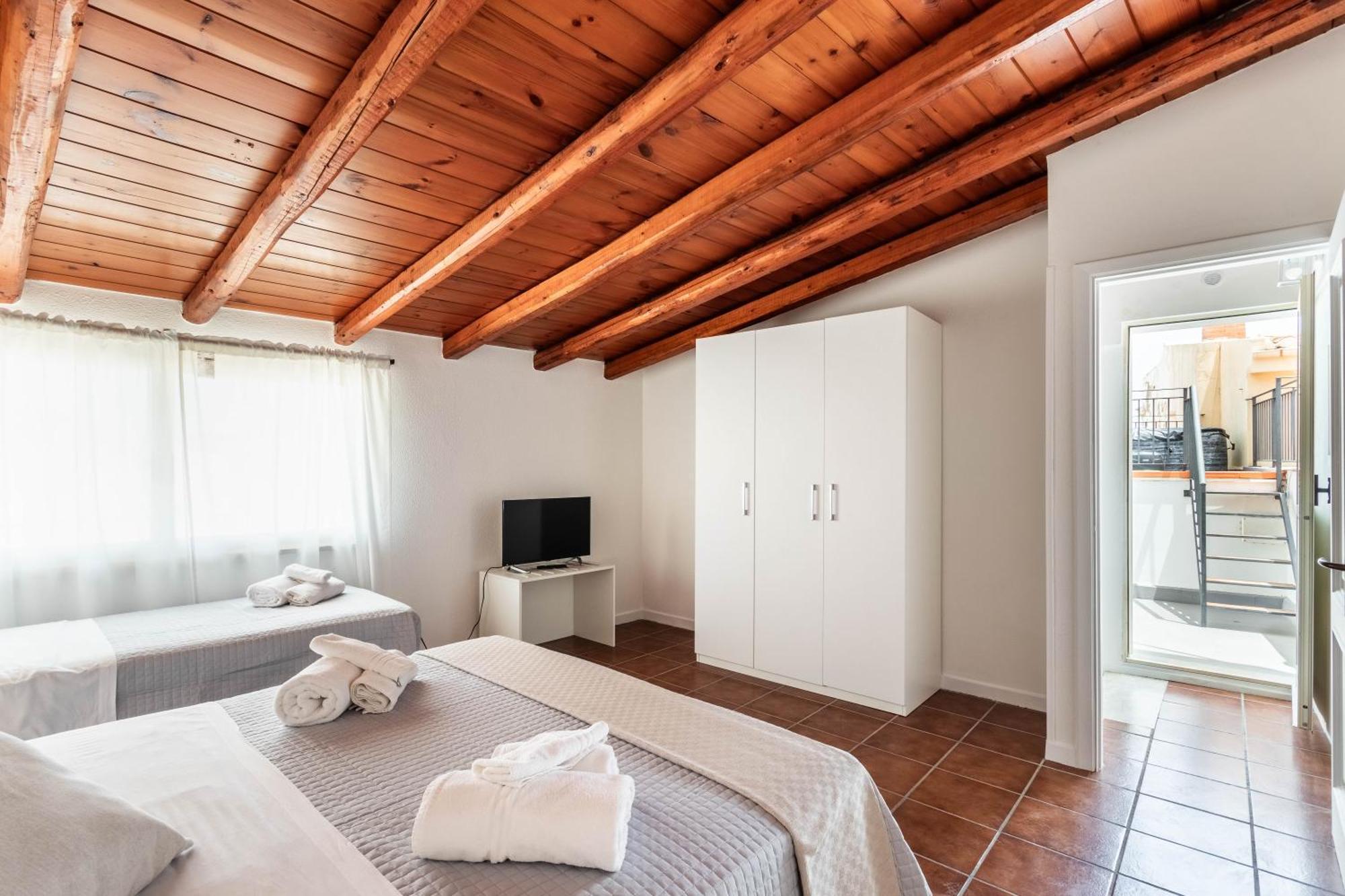 Fronte Mare Apartments & City Views Сиракуза Екстериор снимка