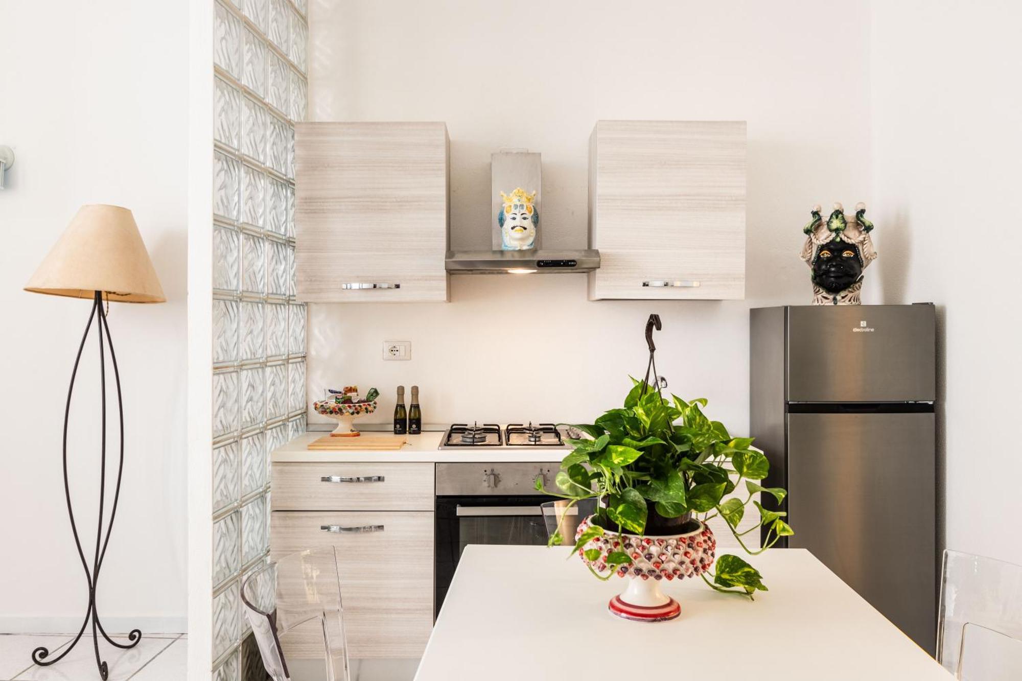 Fronte Mare Apartments & City Views Сиракуза Стая снимка