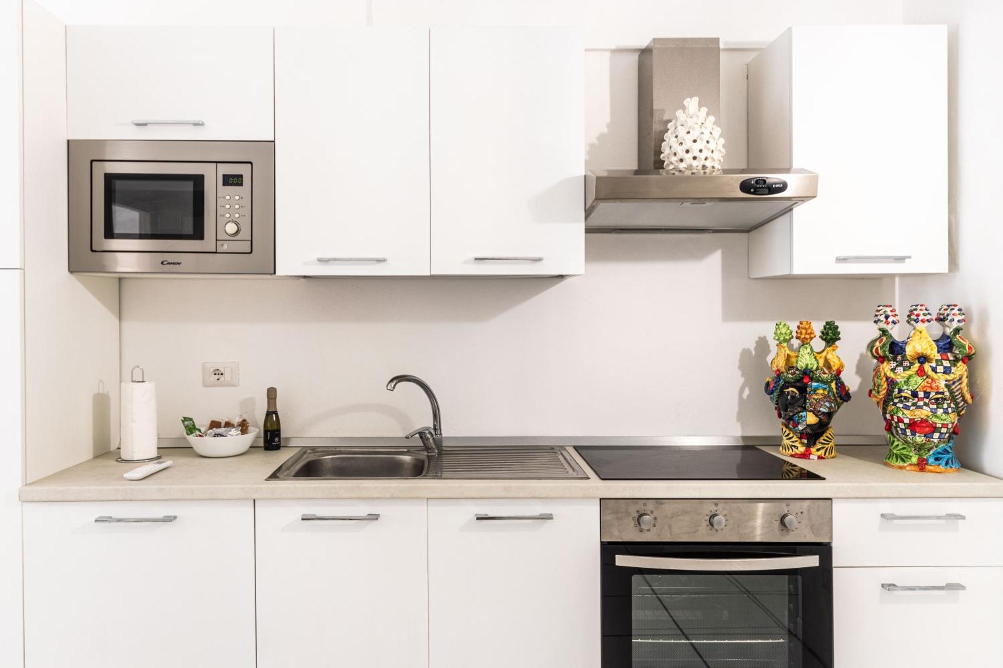 Fronte Mare Apartments & City Views Сиракуза Екстериор снимка